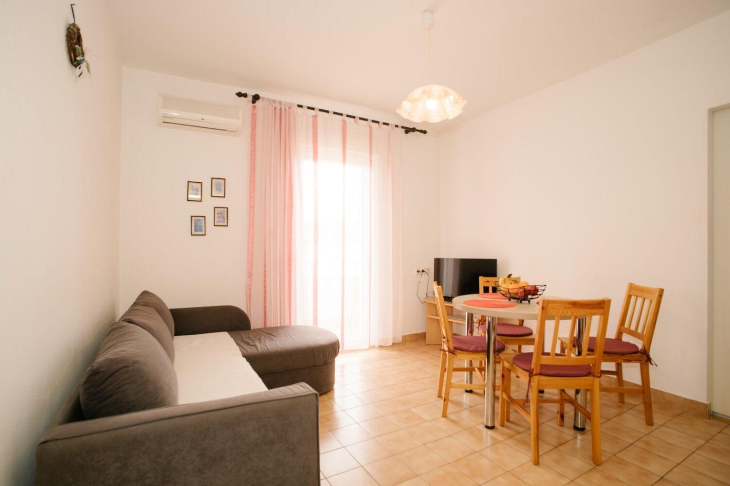 Apartments Petri - Close To The Sea Tisno Exterior photo