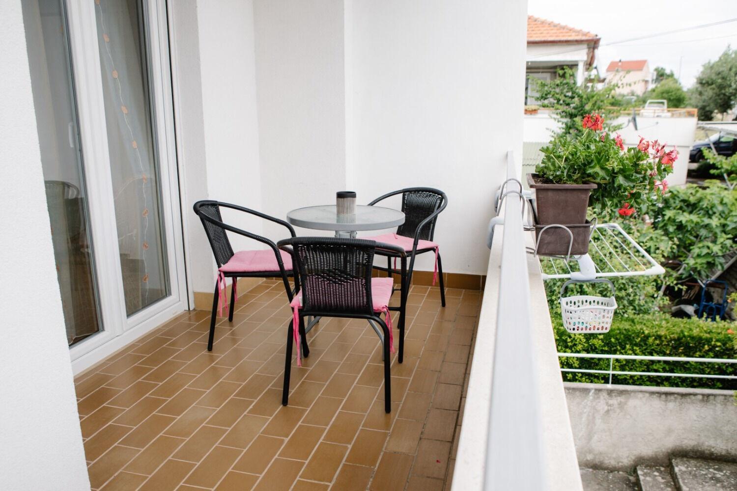 Apartments Petri - Close To The Sea Tisno Exterior photo