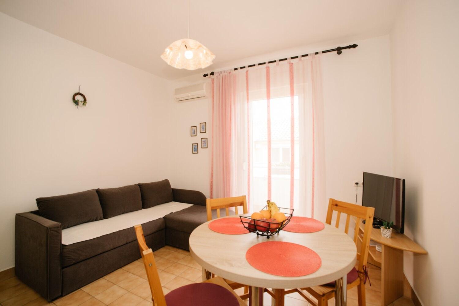 Apartments Petri - Close To The Sea Tisno Exterior photo
