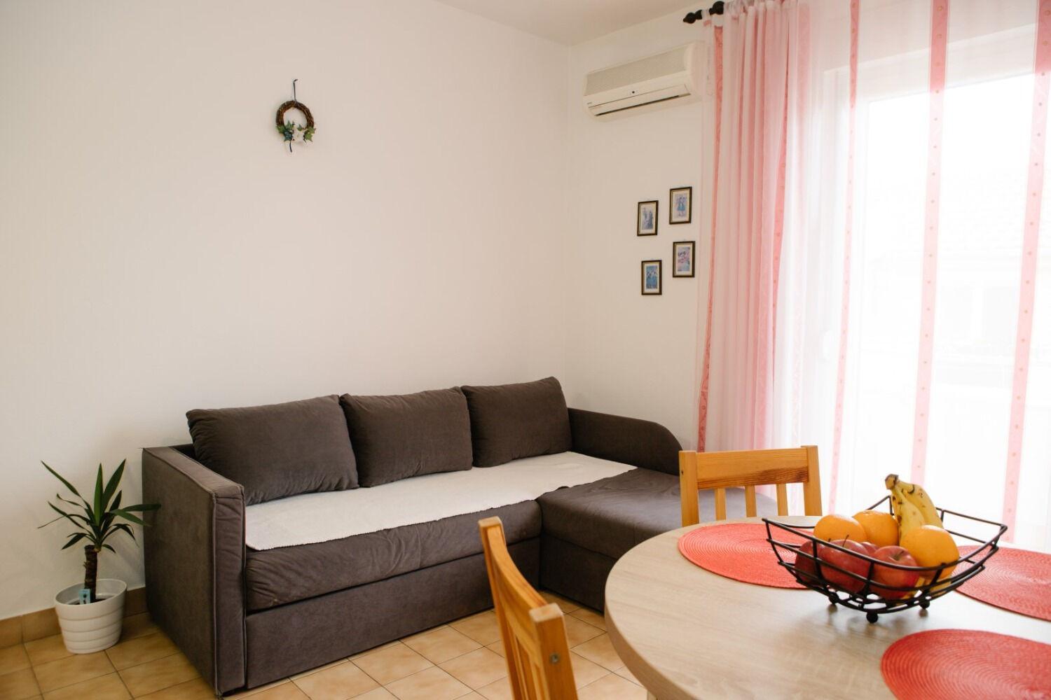 Apartments Petri - Close To The Sea Tisno Exterior photo